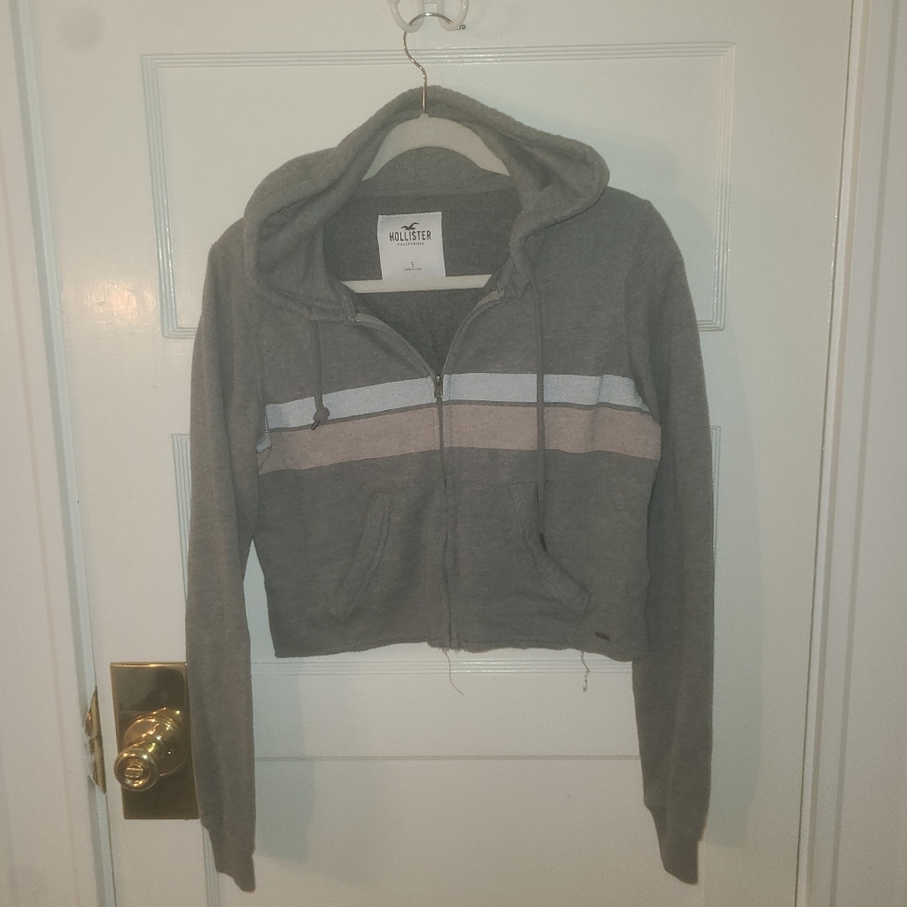 Hollister cropped zip up hoodie grey